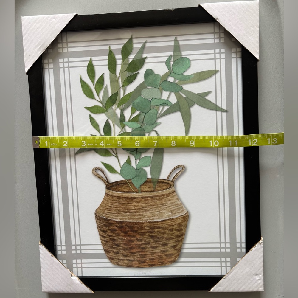 🌻5/$20🌻Framed Botanical Wall Art with Basket Design - Picture 4 of 4
